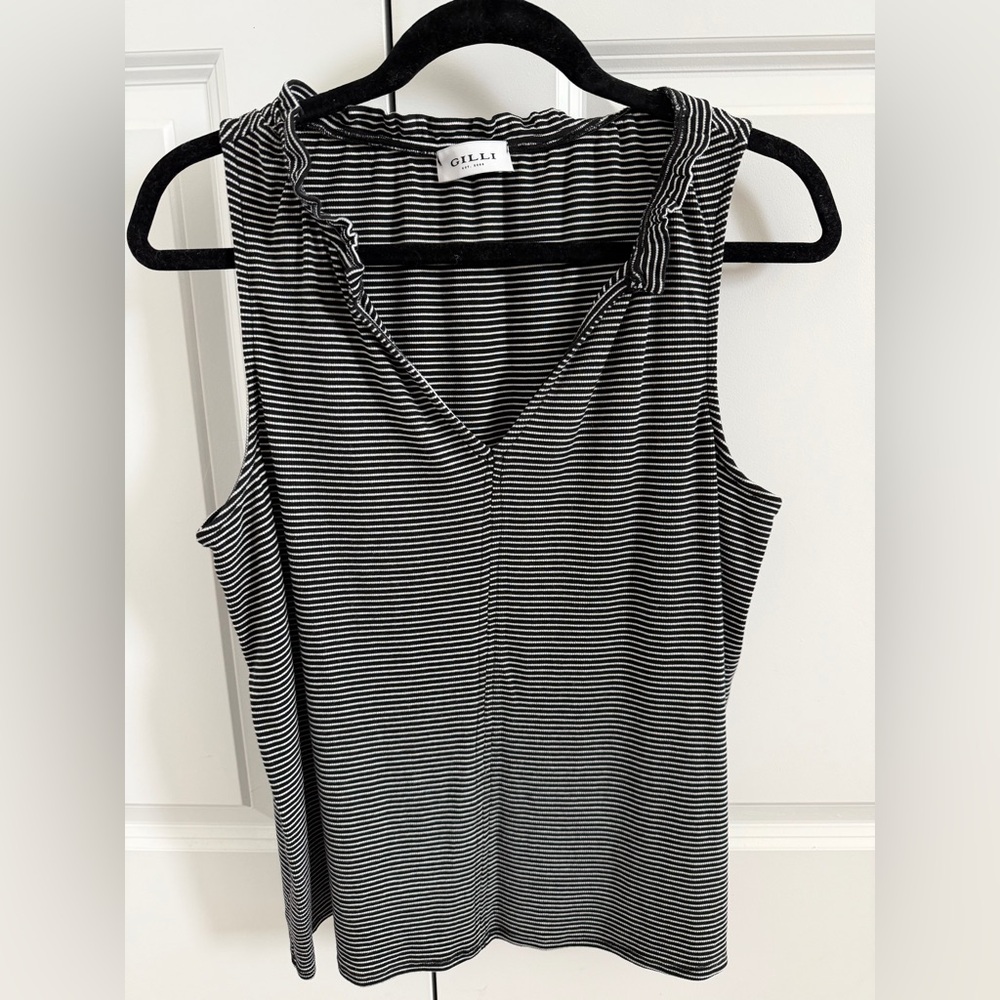 Gilli Monochrome Striped Tank Top - Picture 1 of 4